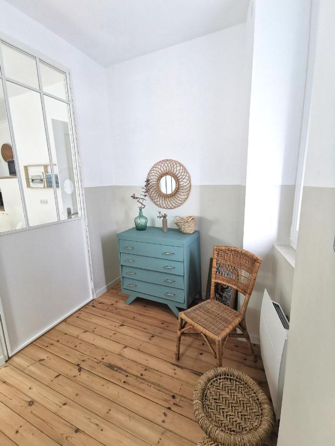 Le Repaire Du Cap-Hornier Apartment Reze Bagian luar foto